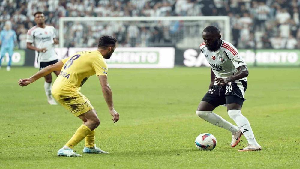 Beşiktaş’ta Masuaku cezalı duruma düştü
