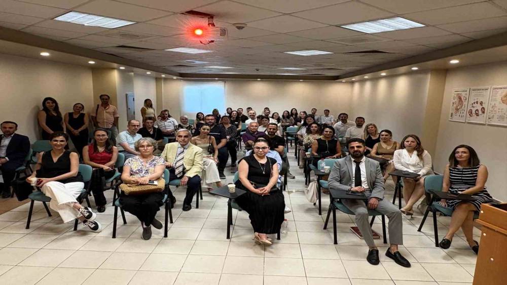 Adana&rsquo;da kadın doğum uzmanlarına "İkinci Trimester Fetal Ultrason Değerlendirmesi" kursu
