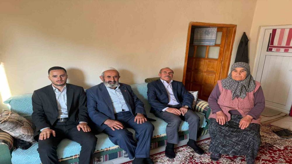 MHP&rsquo;li heyetten Kuluncak&rsquo;ta şehit ailelerine ziyaret
