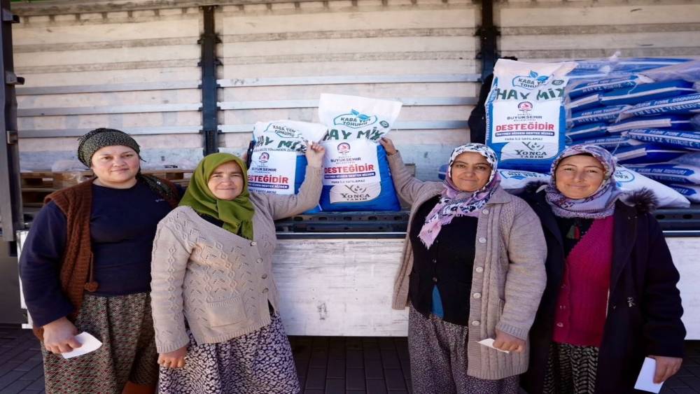 19 il&ccedil;ede 2065 &uuml;reticiye 170 ton tohum desteği sağlandı
