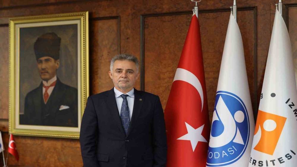 Kahraman: "İnşaat sekt&ouml;r&uuml; &uuml;retmek istiyor, b&uuml;rokrasiye takılıyor"
