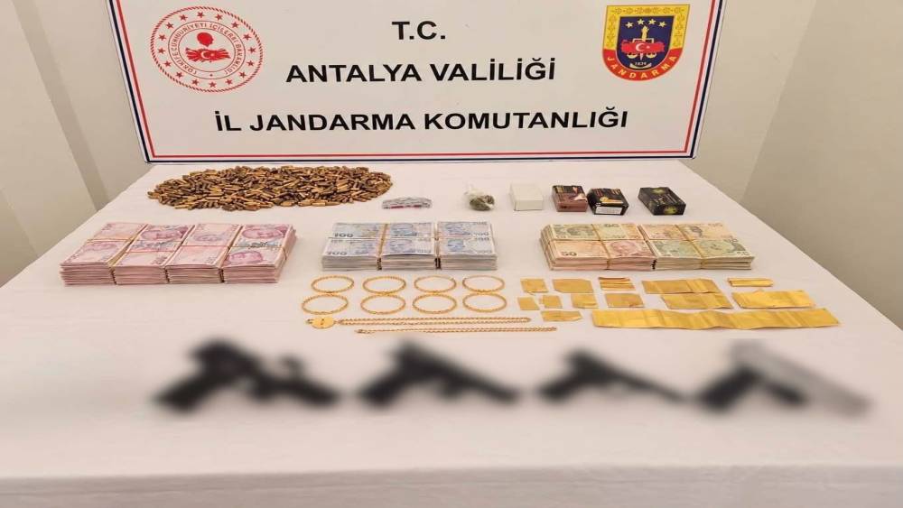 Jandarmadan Kepez&rsquo;de uyuşturucu operasyonu
