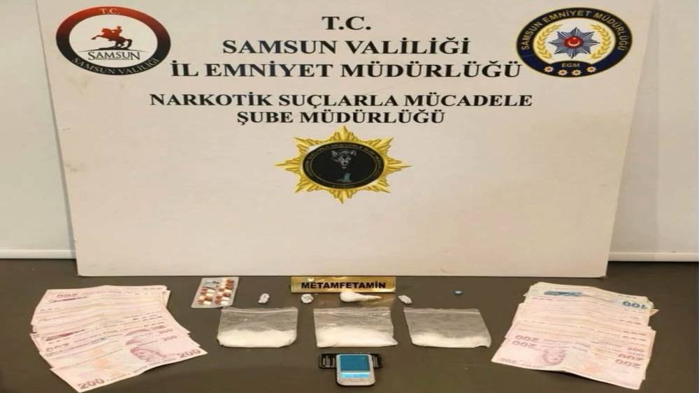 Samsun&rsquo;da 7 bin 902 uyuşturucu hap ele ge&ccedil;irildi
