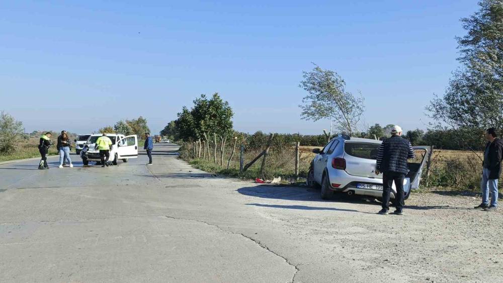 Bafra&rsquo;da trafik kazası: 3 yaralı
