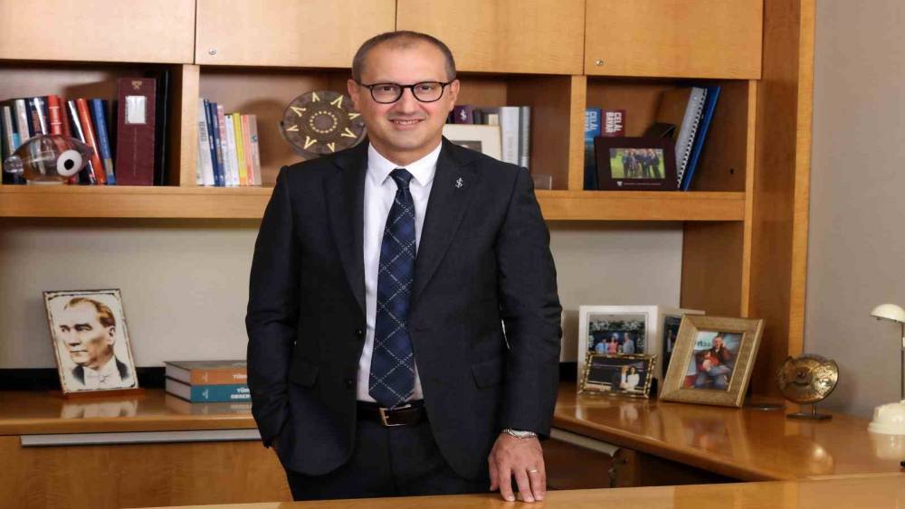 İş Bankası yeni sadakat programı İş Black&rsquo;i duyurdu
