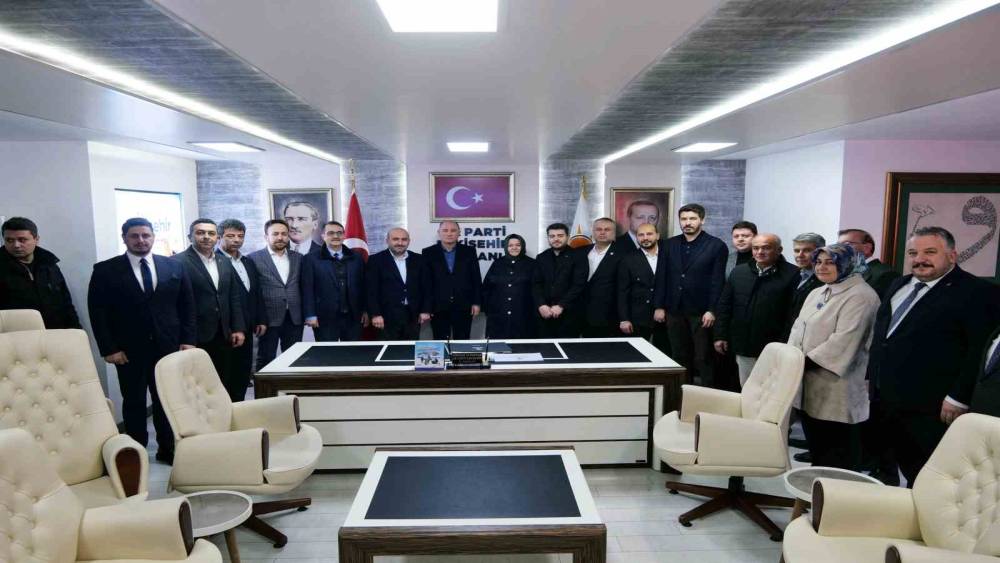 AK Parti Genel Başkan Vekili Efkan &Acirc;l&acirc;, Eskişehir teşkilatı ile buluştu
