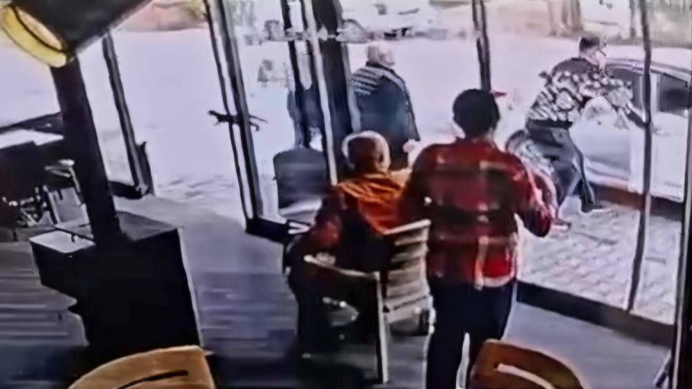 Faciayı işletme sahibi &ouml;nledi
