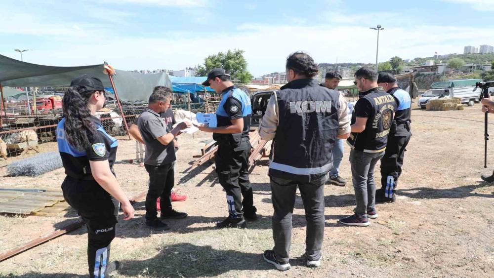 Kurban pazarlarında sahte para ve dolandırıcılığa karşı uyarı
