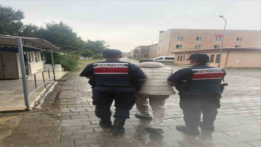 İncirliova&rsquo;da 22 yıl hapis cezası bulunan h&uuml;k&uuml;ml&uuml; yakalandı
