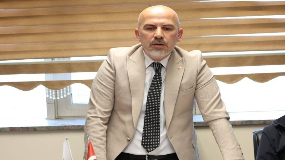 Başkan Okutmuş g&uuml;ven tazeledi
