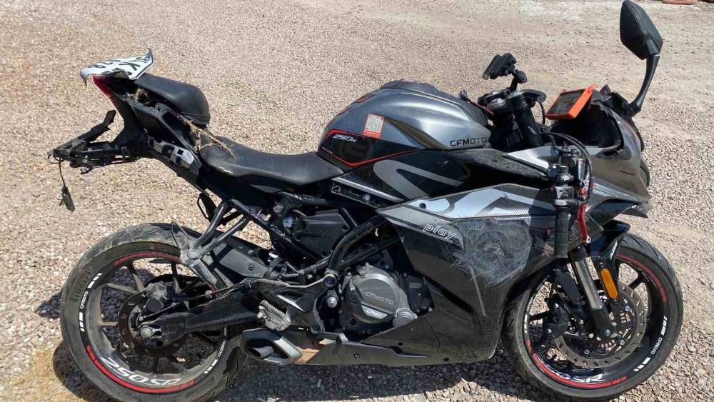 Kocaeli&rsquo;de işten d&ouml;nen gen&ccedil; motosikletli kazada hayatını kaybetti
