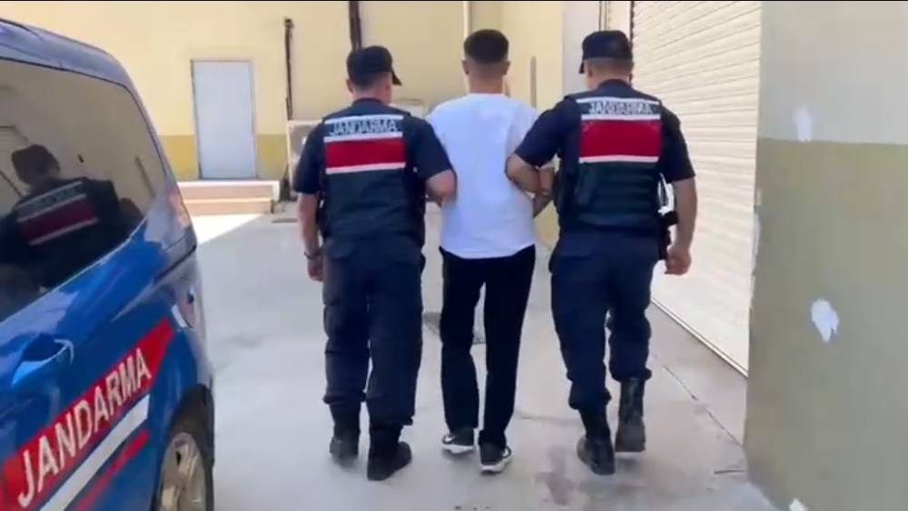 Kesinleşmiş 11 yıl cezayla aranan şahıs yakalandı
