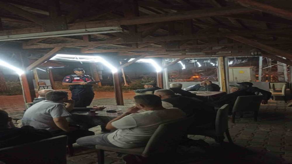 Bilecik&rsquo;te k&ouml;y sakinlerine yangın ve dolandırıcılık uyarısı

