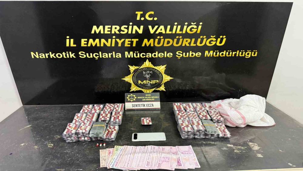 Mersin&rsquo;de yakalanan 2 uyuşturucu taciri tutuklandı
