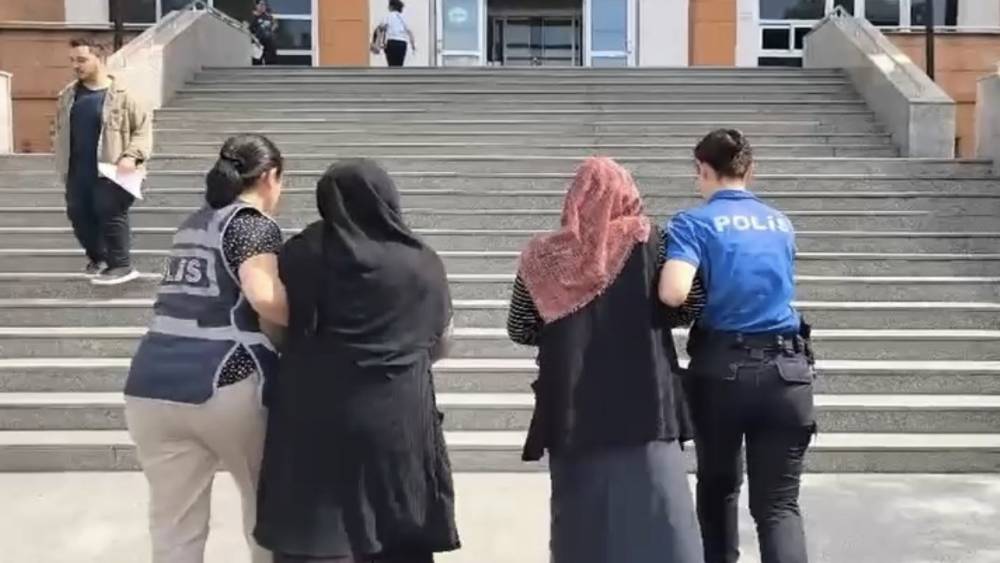 Şehir şehir gezip hırsızlık yapan 2 kadın Samsun&rsquo;da yakalandı
