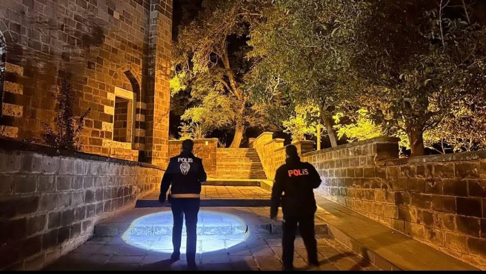 Ahlat&rsquo;ta huzur ve asayiş denetimleri
