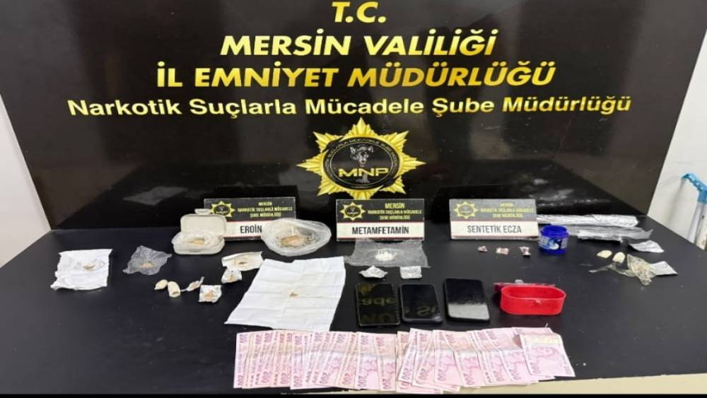 Mersin&rsquo;de uyuşturucu taciri 5 ş&uuml;pheli yakalanıp tutuklandı
