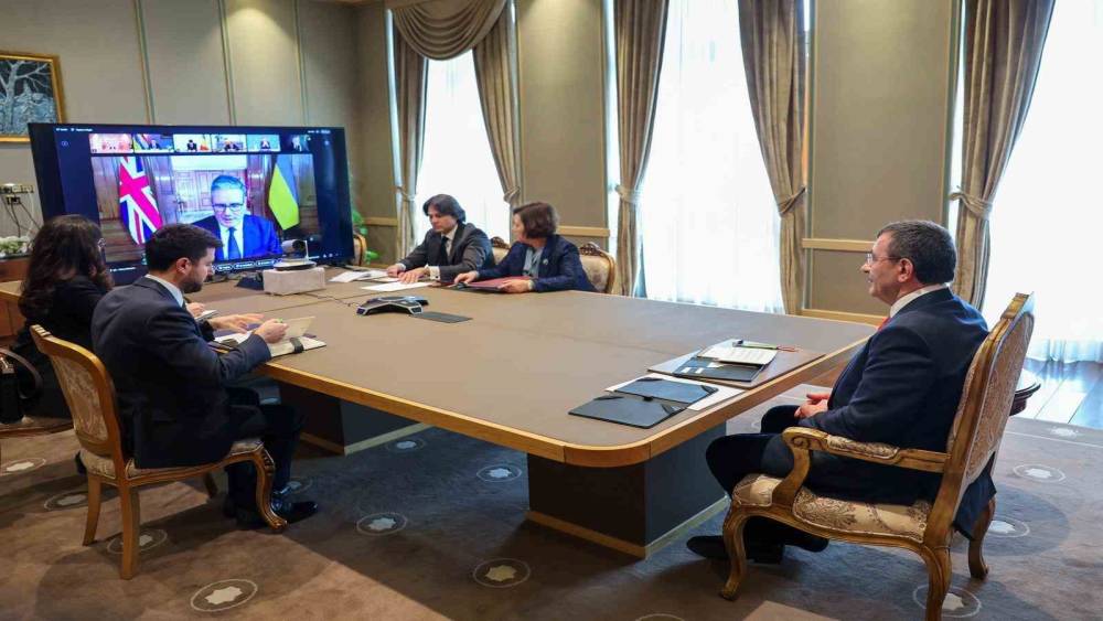 Cumhurbaşkanı Yardımcısı Yılmaz: "Kalıcı ve adil bir barış i&ccedil;in her t&uuml;rl&uuml; &ccedil;abaya katkı vermeyi s&uuml;rd&uuml;receğiz"
