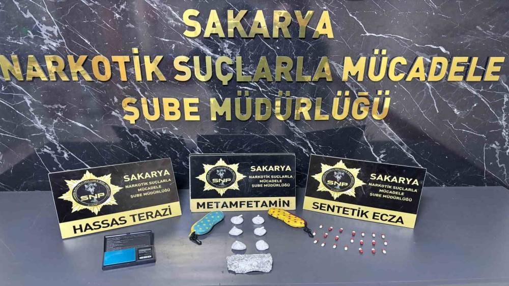 Sakarya Emniyeti zehir tacirlerine ge&ccedil;it vermiyor
