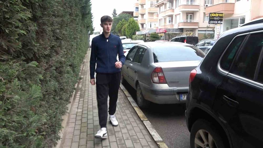 Yalova&rsquo;da 18 yaşındaki gen&ccedil; ormanlık alana ka&ccedil;ırılıp gasp edildi
