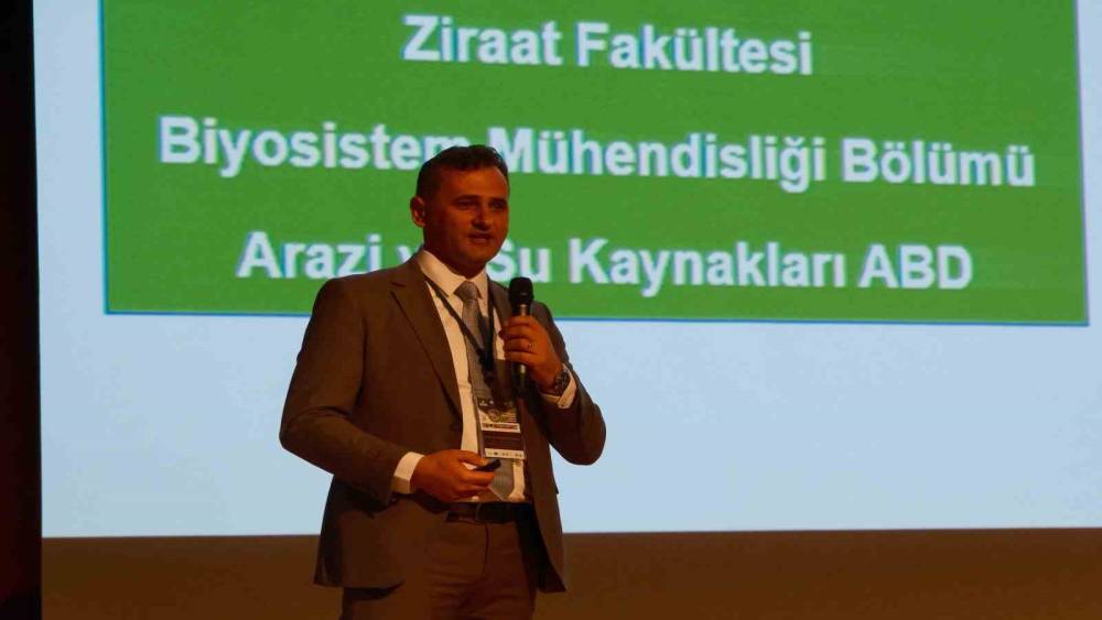 Bir kilogram zeytin i&ccedil;in 6798 litre suya ihtiya&ccedil; duyuluyor
