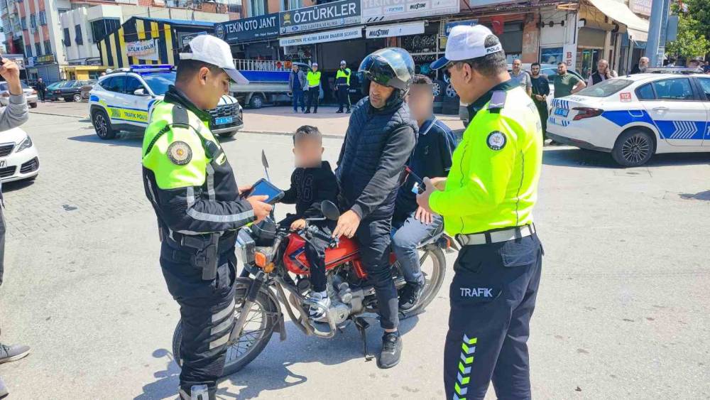 Babasına ceza, &ccedil;ocuğuna hediye
