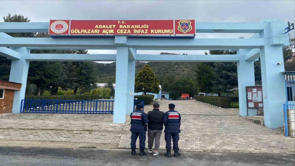 5 yıl 17 ay 23 g&uuml;n hapis cezası bulunan şahıs yakalandı
