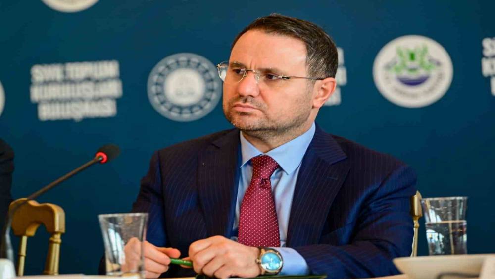 Bakan G&uuml;rlek, Edirne&rsquo;de STK temsilcileriyle bir araya geldi: "Biz il ziyaretlerine &ccedil;ok &ouml;nem veriyoruz"
