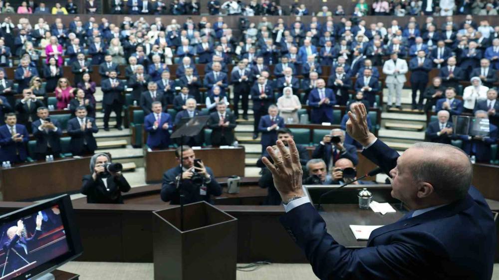 Cumhurbaşkanı Erdoğan: "(Ter&ouml;rs&uuml;z T&uuml;rkiye) &Ouml;rg&uuml;t&uuml;n tasfiyesini hızlandıracak bir d&uuml;zenleme &uuml;zerinde &ccedil;alışıyoruz, Meclis&rsquo;in takdirine sunacağız" (2)

