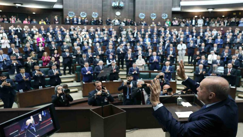 Cumhurbaşkanı Erdoğan: "&rsquo;Paralel y&ouml;netim modeli&rsquo; sadece ana muhalefet partisinin kendisini değil, T&uuml;rkiye siyasetini de &lsquo;paralize&rsquo; ediyor" (1)

