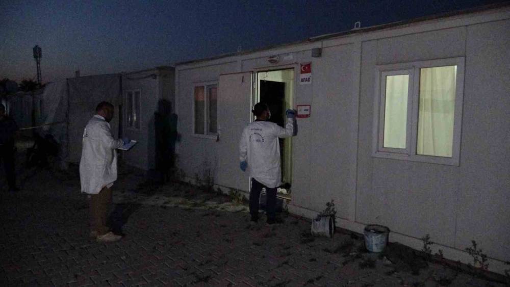 Malatya&rsquo;da 67 yaşındaki adam konteynerde &ouml;l&uuml; bulundu
