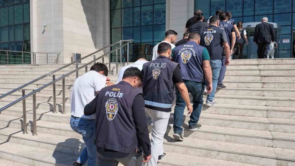 Yasa dışı bahis operasyonunda 11 ş&uuml;pheli adli kontrolle serbest
