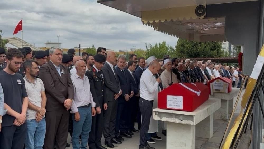 Motosiklet kazasında vefat eden Uzman &Ccedil;avuş &Ccedil;etin son yolculuğuna uğurlandı
