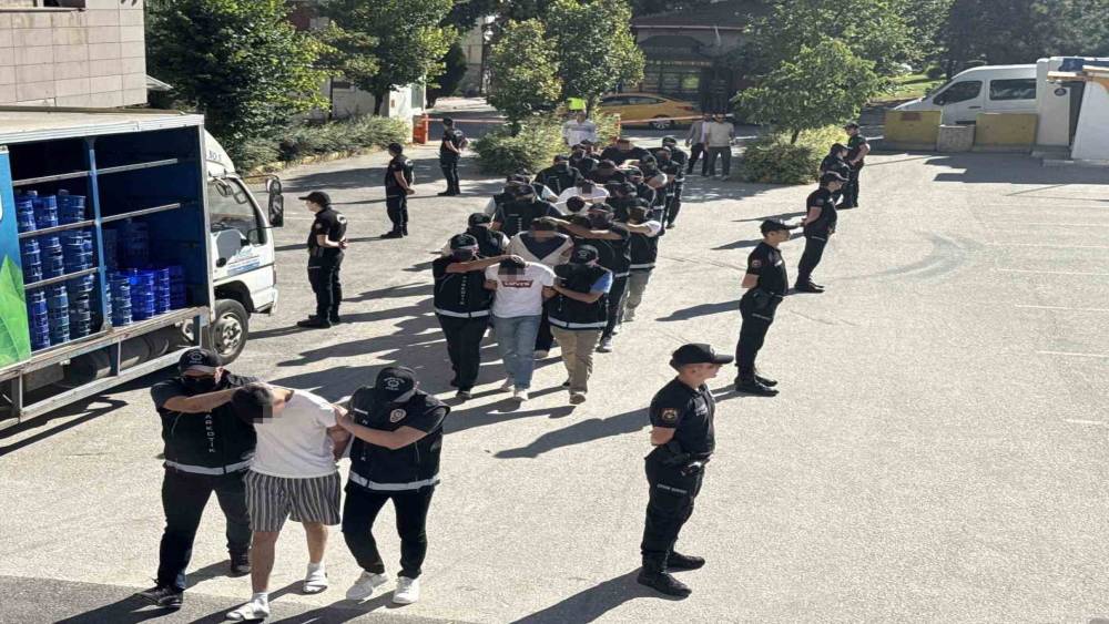 Eskişehir&rsquo;deki dev uyuşturucu operasyonunda 7 tutuklama
