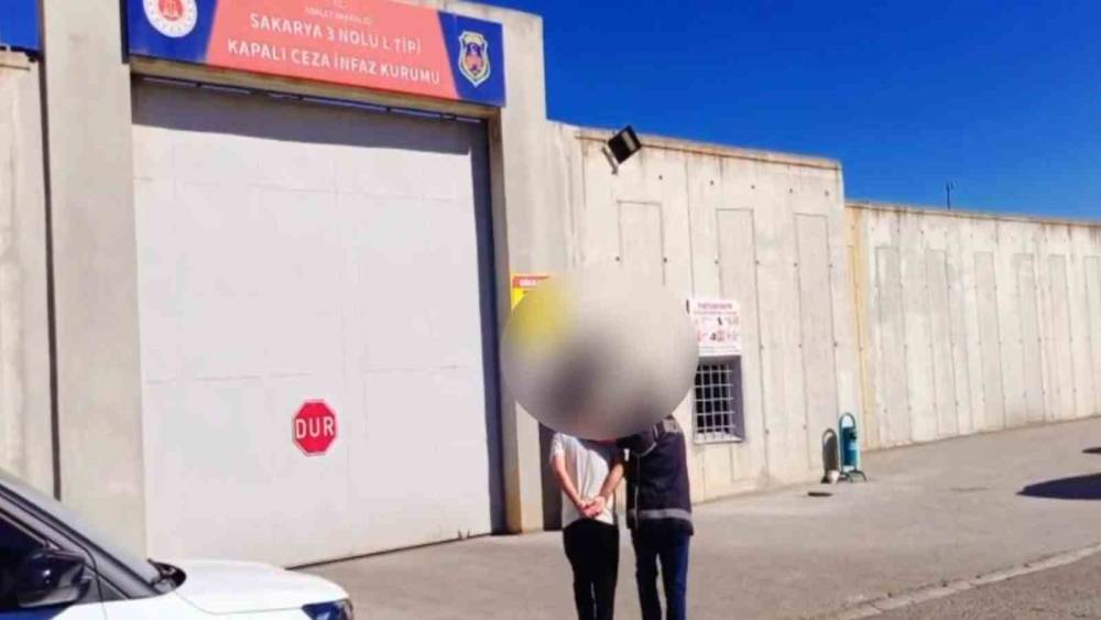 Sakarya merkezli 4 ilde su&ccedil; &ouml;rg&uuml;t&uuml; operasyonu: 21 eylem engellendi, 3 ş&uuml;pheli tutuklandı
