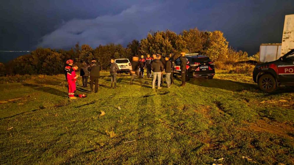 Mantar toplarken kaybolan yaşlı kadın ormanlık alanda bulundu
