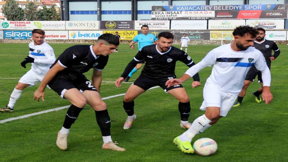 TFF 2. Lig: Karacabey Belediyespor: 3 - Nazillispor: 0
