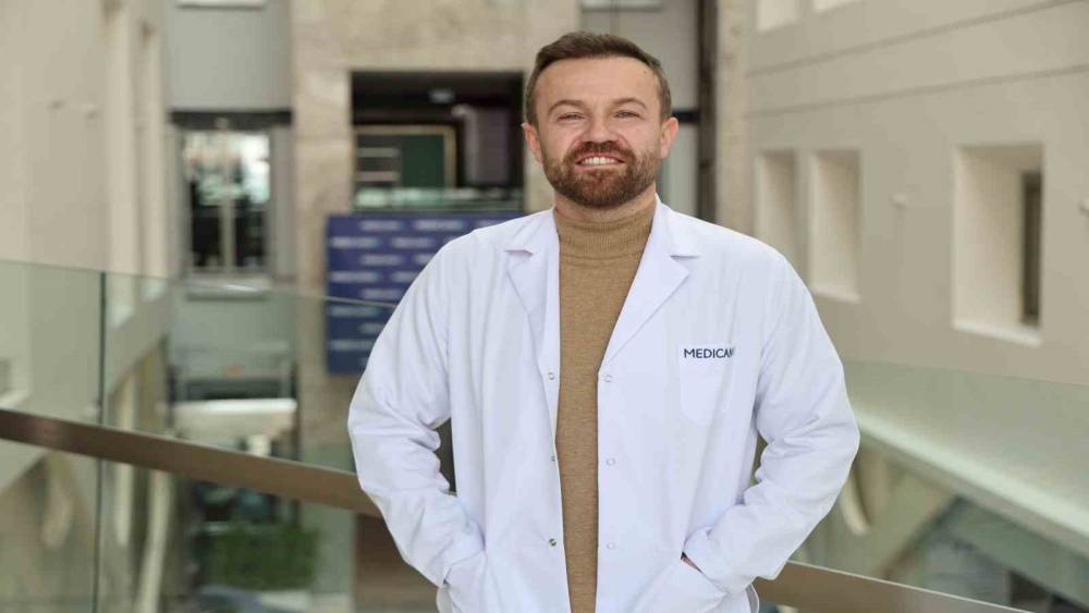 Uzmanı a&ccedil;ıkladı: "Oru&ccedil; tutmak v&uuml;cudu dinlendirip bir&ccedil;ok fayda sağlıyor"
