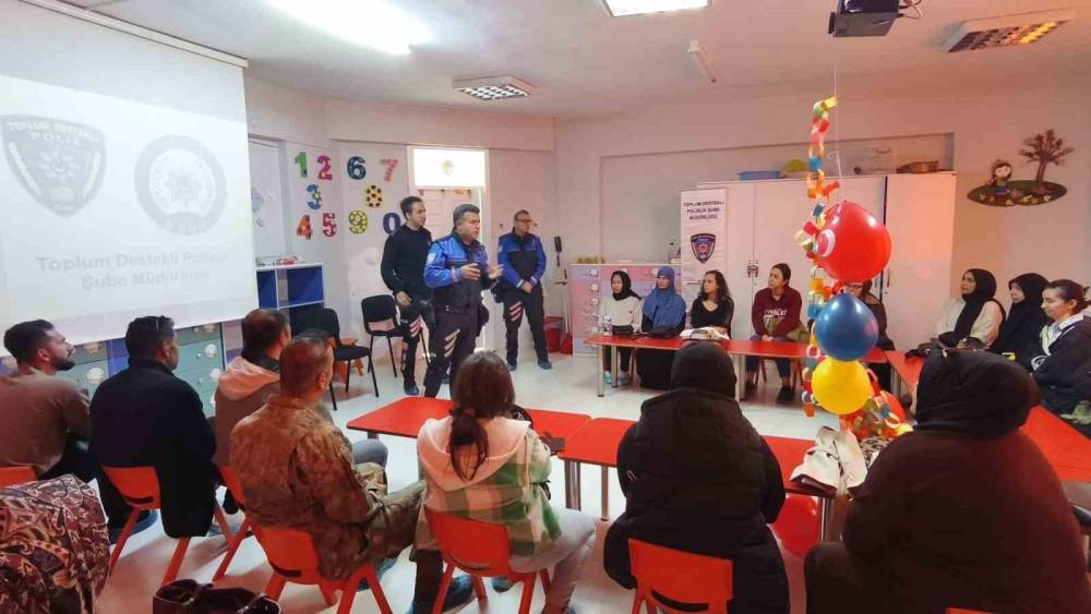 Erzincan&rsquo;da velilere &ccedil;ocuk g&uuml;venliği eğitimi

