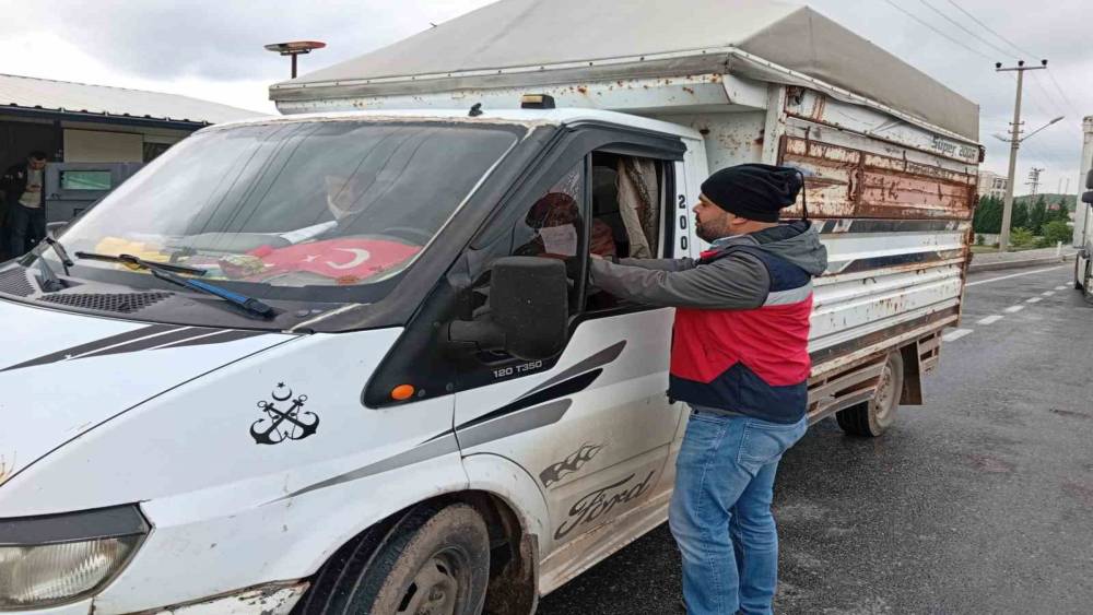 K&uuml;tahya&rsquo;da Kurban Bayramı &ouml;ncesi yol kontrolleri ve sevk denetimleri s&uuml;r&uuml;yor

