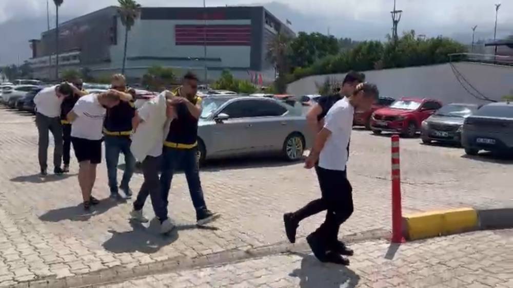 İskenderun&rsquo;da aranan 4 şahıs yakalandı
