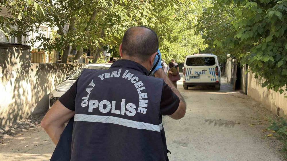 Elazığ&rsquo;da silahlı saldırı: 1 yaralı
