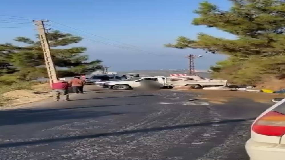 Alanya&rsquo;da lastiği patlayan kamyonet kaza yaptı: S&uuml;r&uuml;c&uuml; hayatını kaybetti
