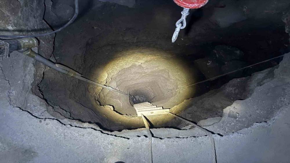 Şanlıurfa&rsquo;da define i&ccedil;in evde 25 metrelik ka&ccedil;ak kazı yapan 2 kişi g&ouml;zaltına alındı
