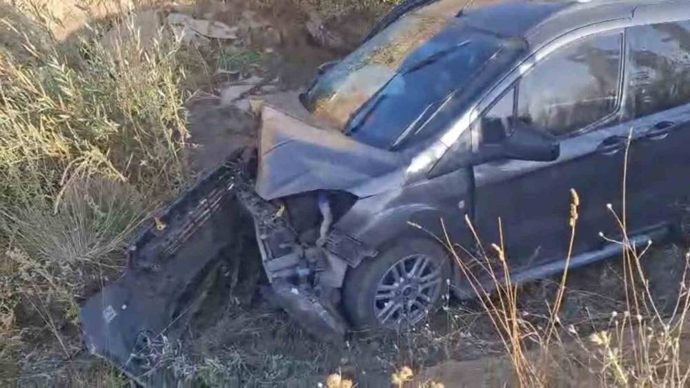 Y&uuml;ksekova-Van yolunda trafik kazası: 4 yaralı
