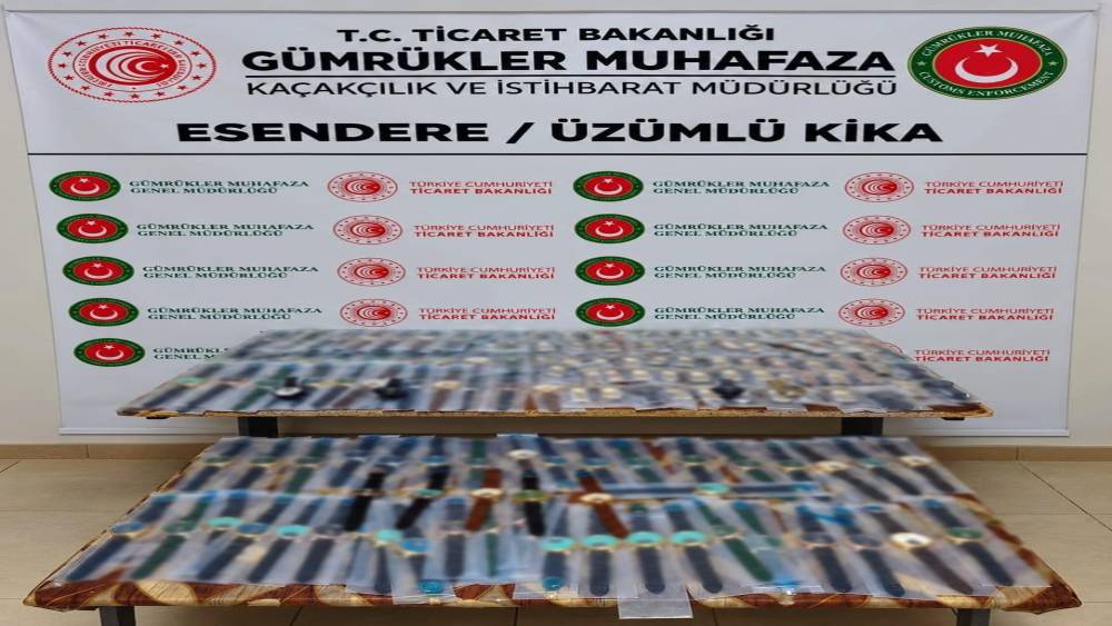 Hakkari&rsquo;de 1,5 milyon TL&rsquo;lik ka&ccedil;ak eşya ele ge&ccedil;irildi

