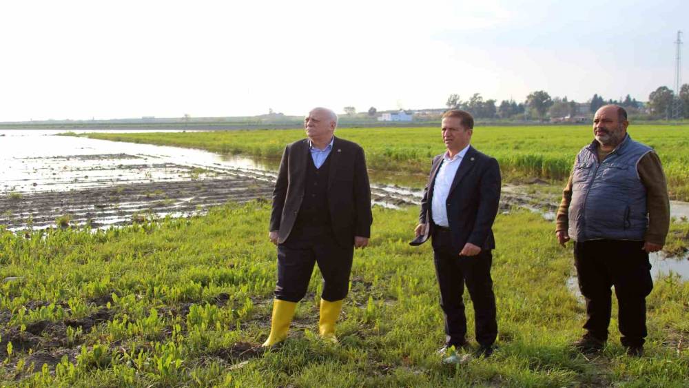 TZOB Genel Başkanı Bayraktar: "&Uuml;reticilerimize muhakkak nakdi yardım yapılması gerekiyor"
