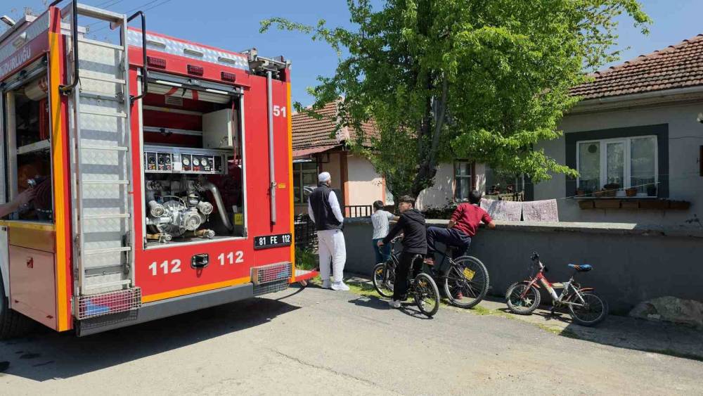 Ocakta unutulan &ccedil;aydanlık yandı
