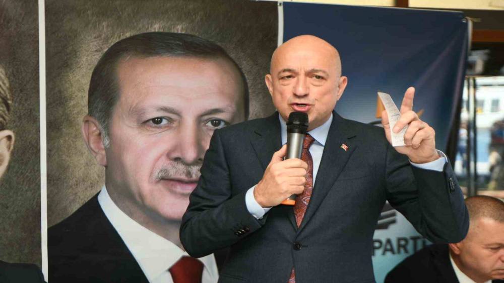AK Partili Gider: "Cumhuriyet Halk Partisi, Atat&uuml;rk&rsquo;ten ayrıldığı g&uuml;nden beri kavgayla, g&uuml;r&uuml;lt&uuml;yle, hırsızlıkla, yolsuzlukla anılan bir parti"
