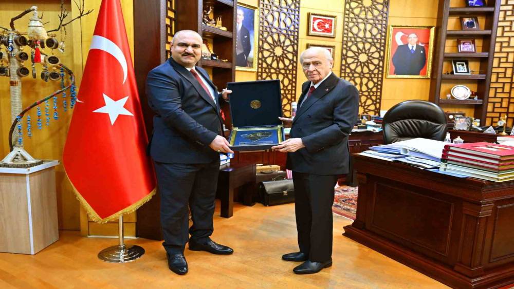 MHP Lideri Bah&ccedil;eli, Kerk&uuml;k Valisi Ağa&rsquo;yı kabul etti
